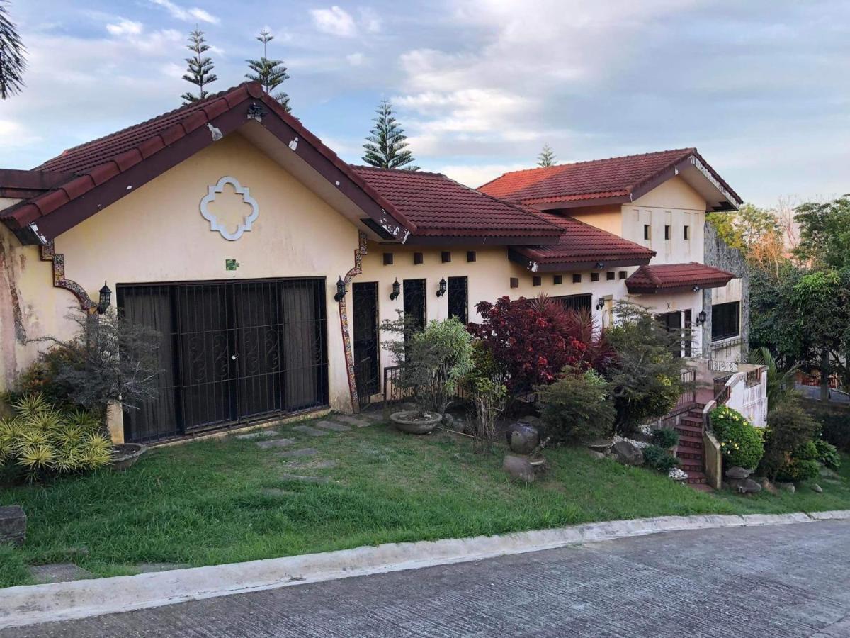 Tagaytay Bnr Guesthouse 4Br With Balcony 12-14 Guest Tagaytay City Exteriör bild