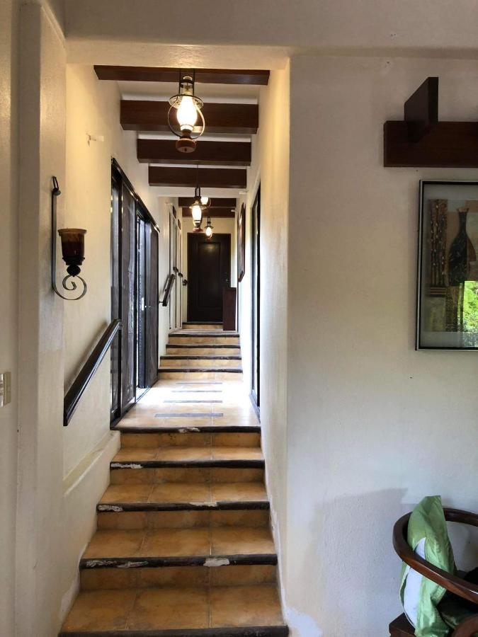 Tagaytay Bnr Guesthouse 4Br With Balcony 12-14 Guest Tagaytay City Exteriör bild